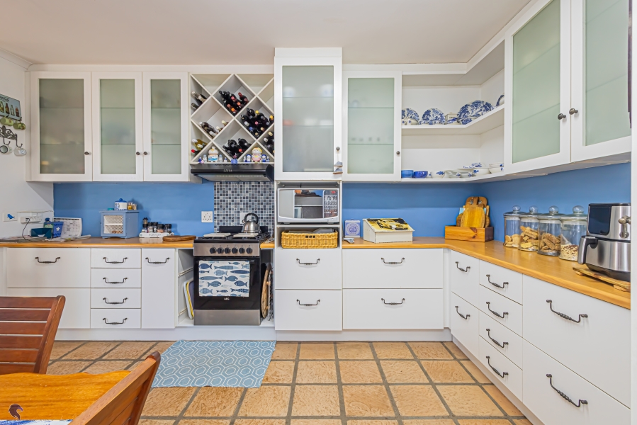 3 Bedroom Property for Sale in Country Club Western Cape